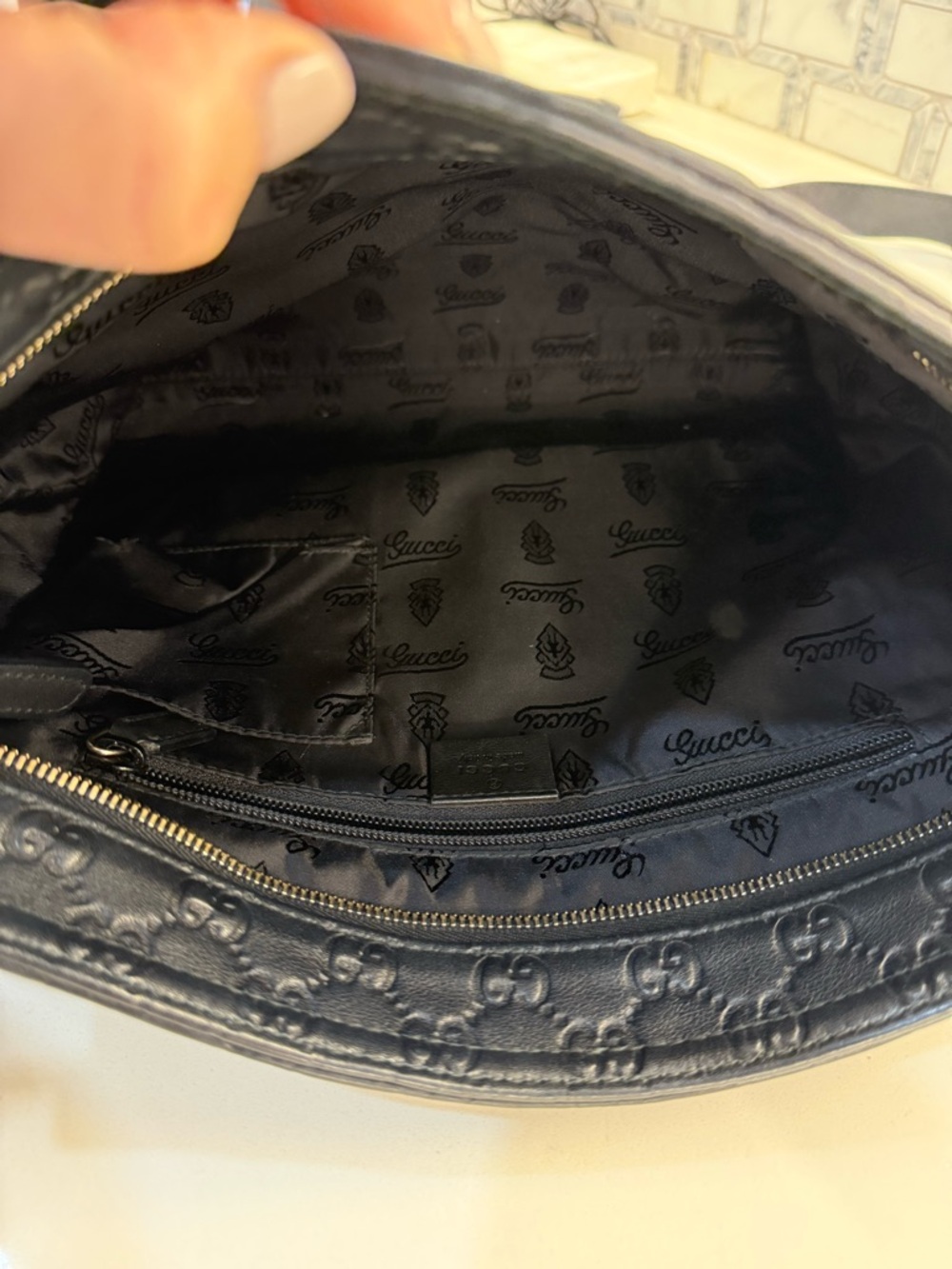Gucci Black Embossed GG Leather Shoulder Bag with Adjustable Strap - Picture 8 of 10